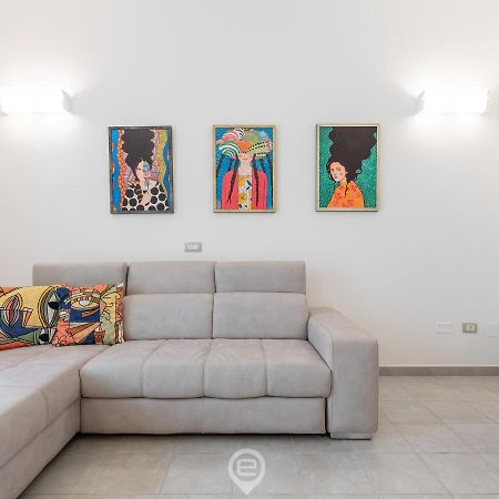 White Gold Apartment 卡利亚里 外观 照片