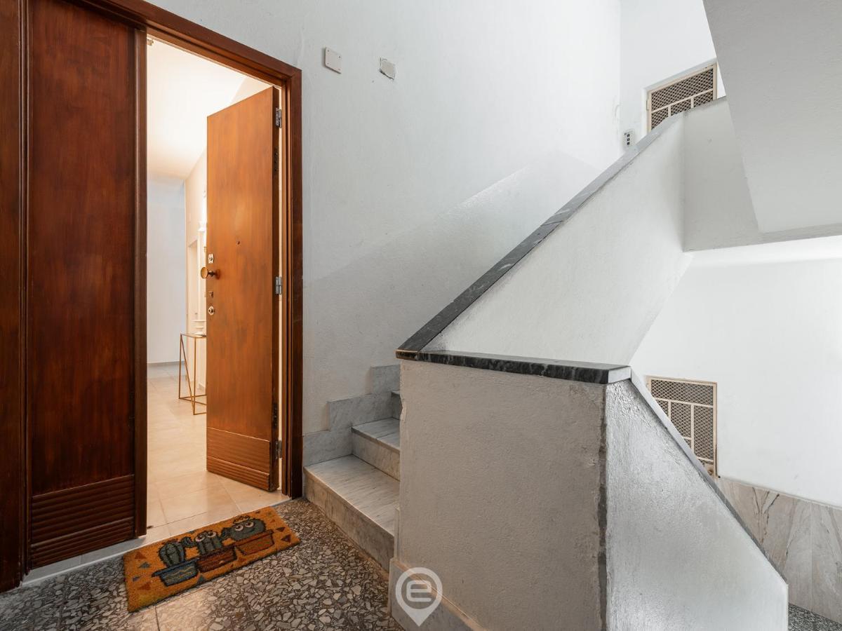 White Gold Apartment 卡利亚里 外观 照片
