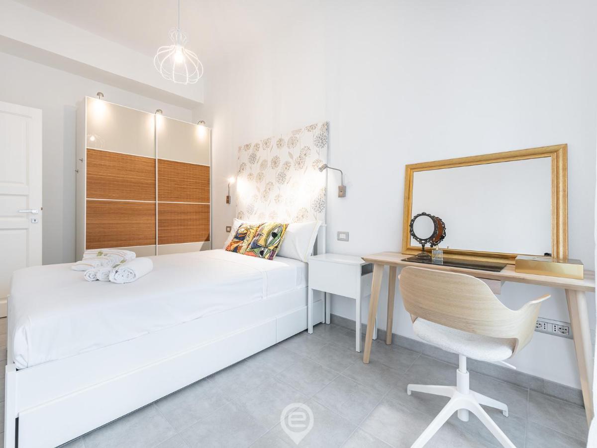 White Gold Apartment 卡利亚里 外观 照片